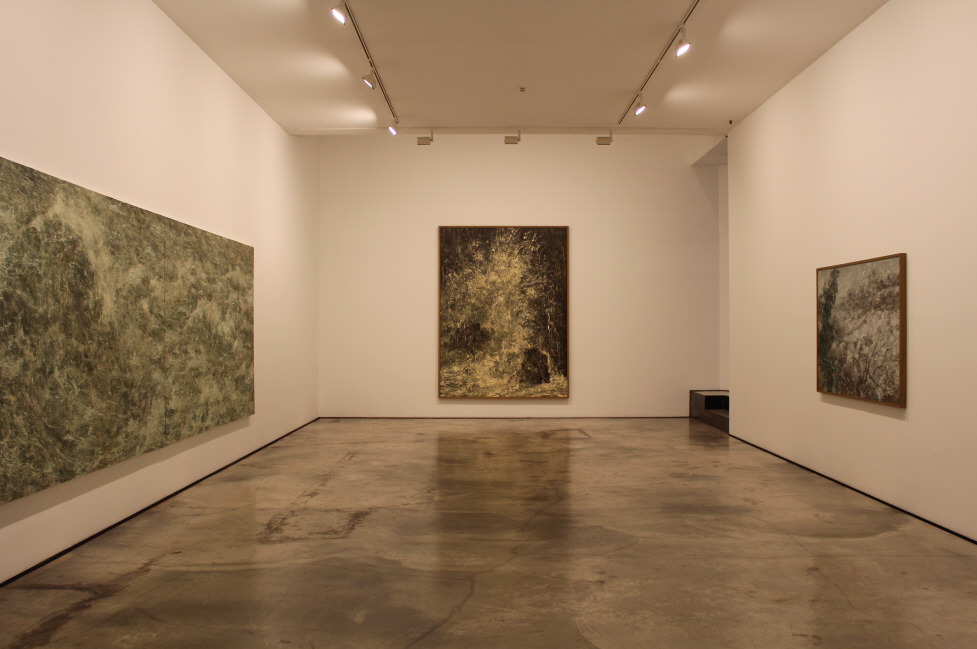 Installation view_Space 2
