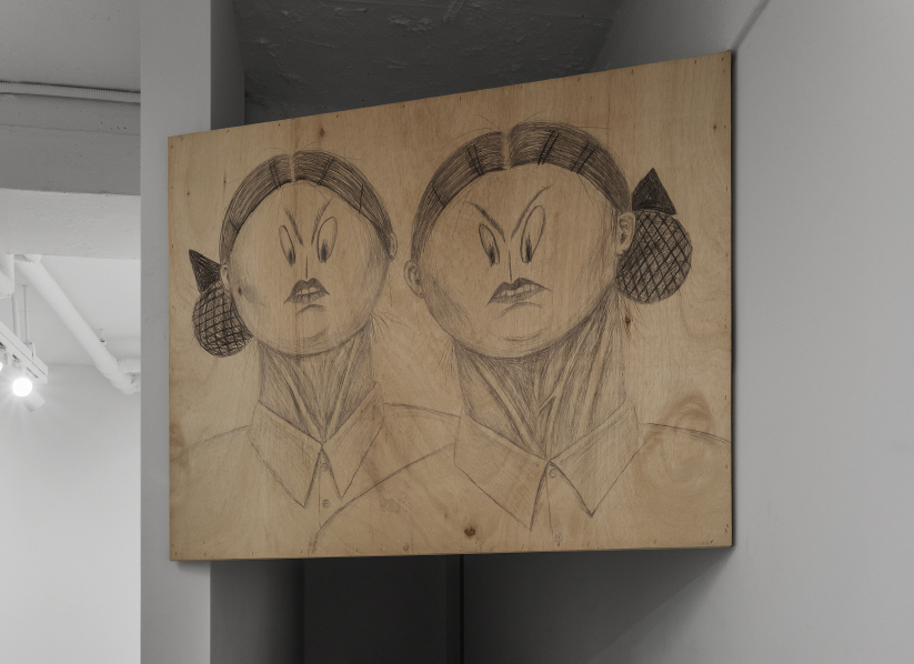 SHIN Min, Workers, 2019, Pencil on wood panel, 73x91cm